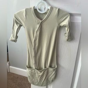 VGUC Kyte Baby Newborn Bundler- Aloe